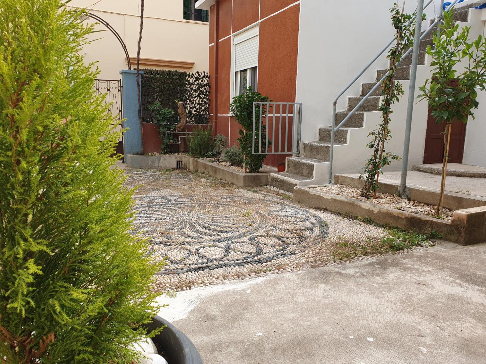 Villa Yiannis Sokaki Detached House Rhodes City Exterior foto
